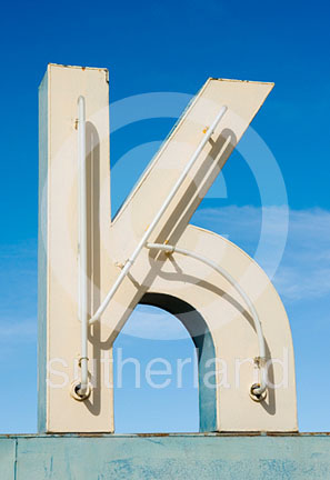 K04