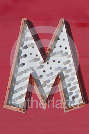 M05