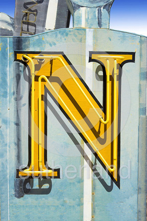 N04