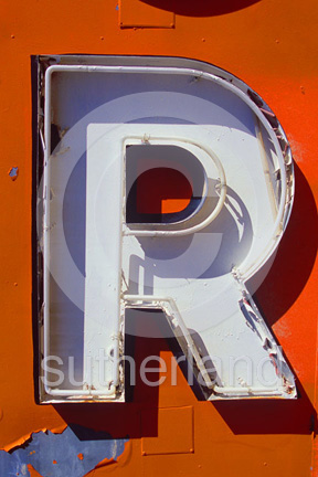 R06