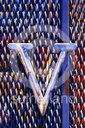 V02